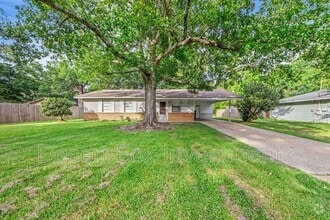 Building Photo - 101 N Ida Ln