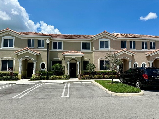 Building Photo - 1092 SE 23rd Ave