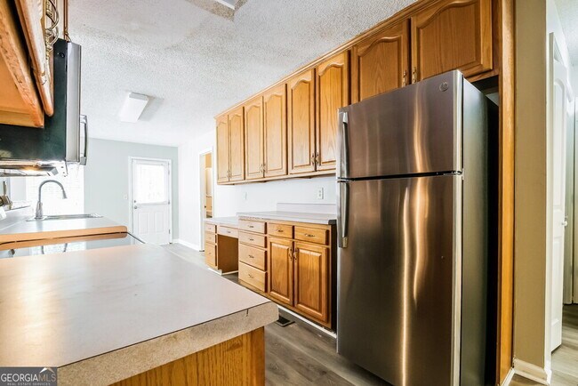 Building Photo - 4681 Woodglen Ct