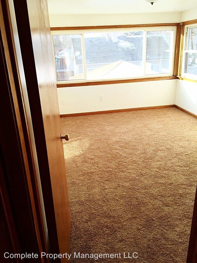 Building Photo - 1762 Lafayette Blvd