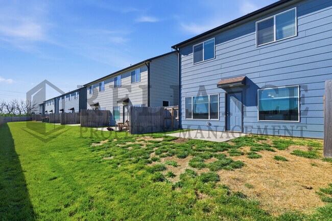 Building Photo - 7309 E 34th St N