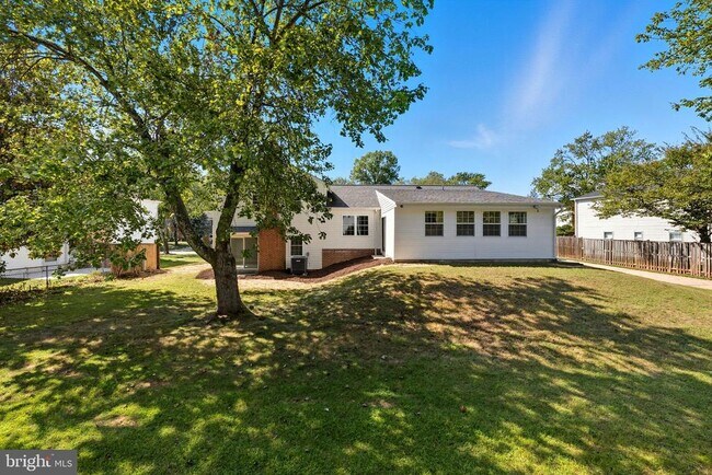 Building Photo - 13546 Tabscott Dr