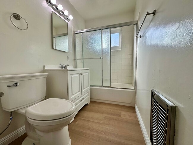 Building Photo - Large North Torrance House! Near Torrance Schools, Huge Yard, 2 Car Garage! *OPEN HOUSE EVERY SAT...