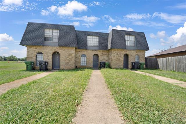 Building Photo - 2744 St George Pl