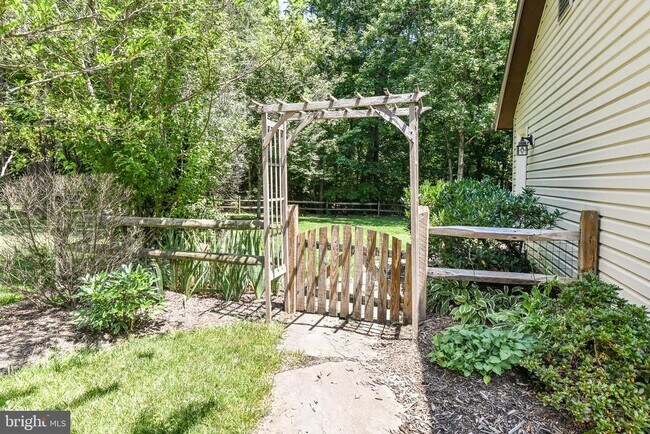Building Photo - 12696 Kettering Dr
