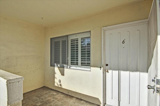 Building Photo - 16755 Parthenia St