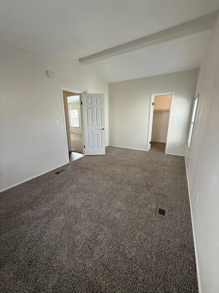 Building Photo - 9635 Gull St