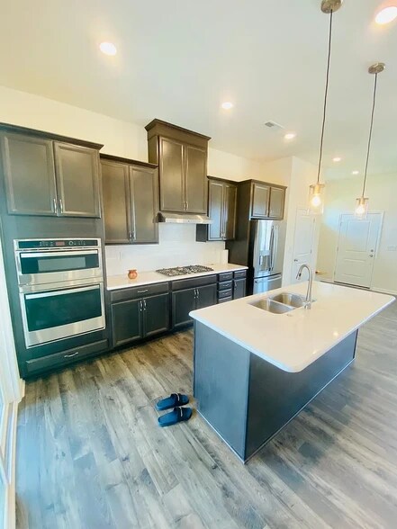 Building Photo - 9241 Harwen Ln