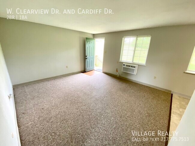 Building Photo - 51 W Clearview Dr