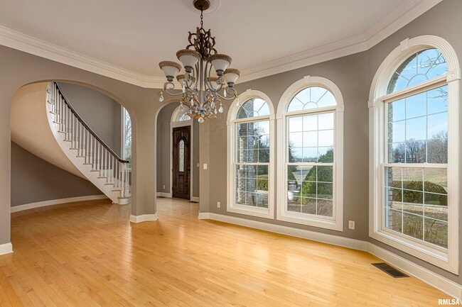 Building Photo - 3115 W Striegel Rd