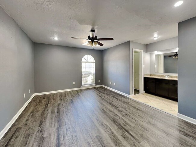 Building Photo - 3519 Sardis Ln