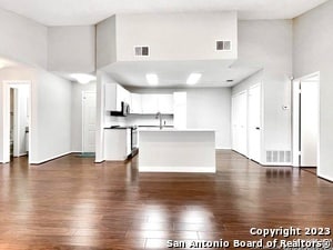 Building Photo - 11520 Huebner Rd