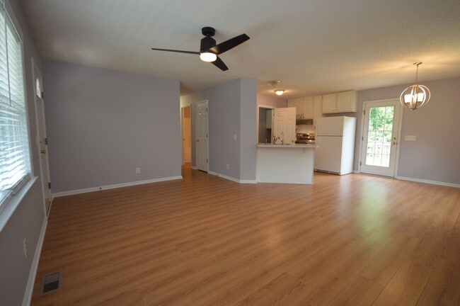 Building Photo - 5725 Stone Crystal Dr