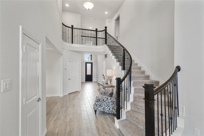 Building Photo - 1711 Country Air Ln