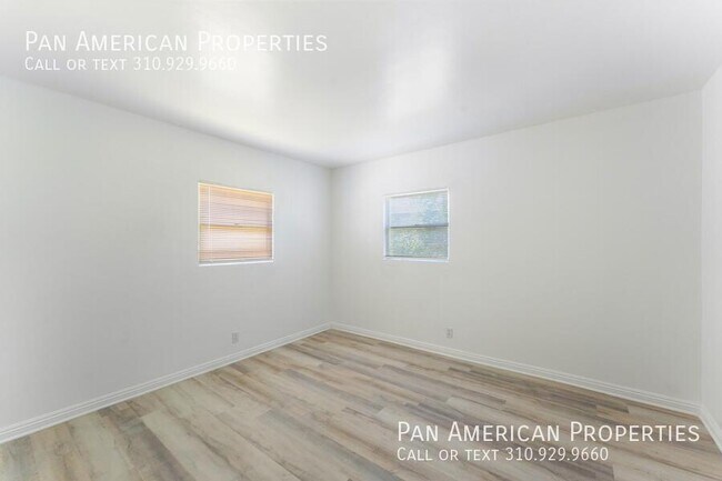 Building Photo - 546 W D St