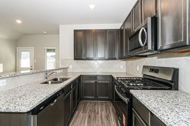 Building Photo - 5122 Hector Gustavo Dr
