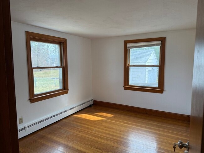 Building Photo - 192 Spring St