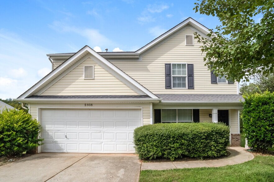 Primary Photo - 5938 Firethorne Ln
