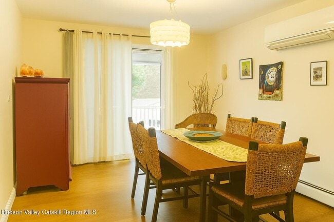 Building Photo - 60 Grant St