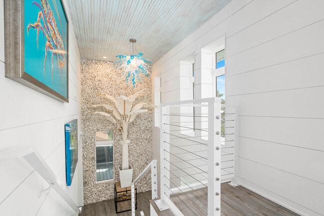 Building Photo - 113-112 12th Ave