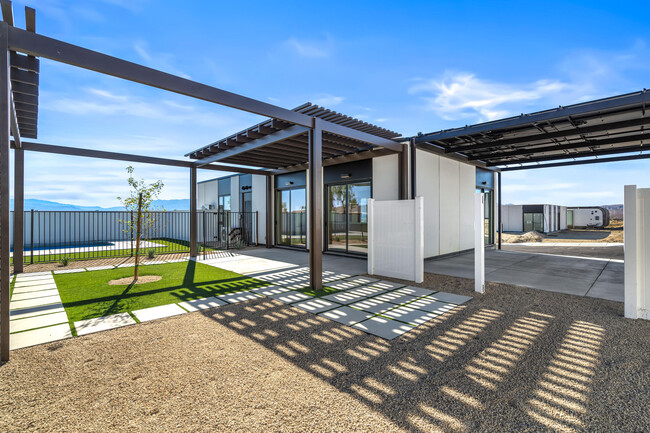 Building Photo - 13852 Scenic Crest Cir
