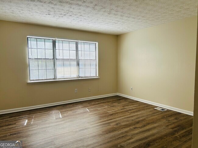 Building Photo - 149 Appleton Blvd