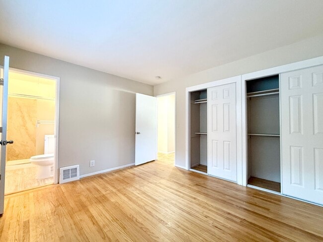 Building Photo - Coastal 3-Bed/2-Bath Home with Ocean View! ***PLEASE READ DESCRIPTION***