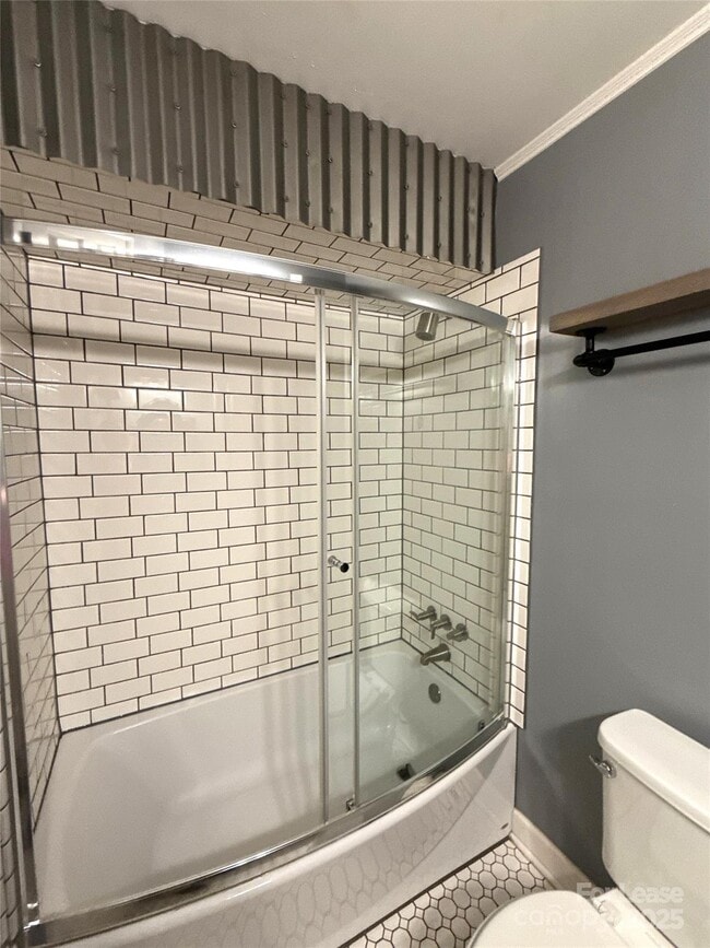 Building Photo - 2632 Park Rd