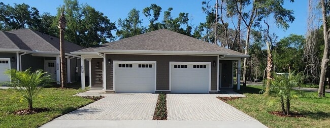 Building Photo - 6402 W Flanders Ln