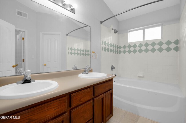 Building Photo - 12701 Tierra Monje Ln