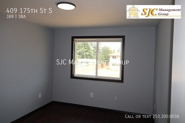 Building Photo - 409 175th St S