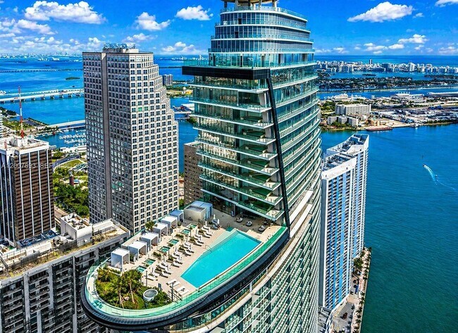 Building Photo - 300 Biscayne Blvd Way
