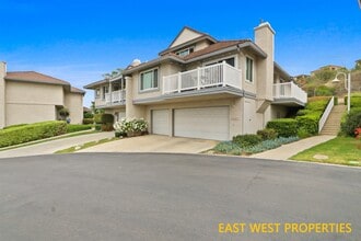 Building Photo - 2409 Sommerset Dr