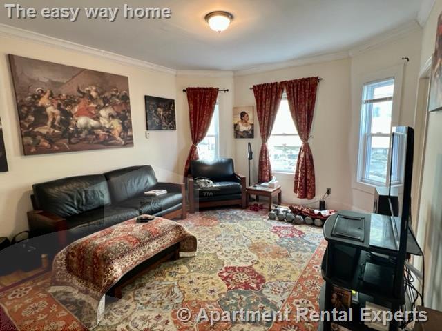 Building Photo - 128 Cedar St