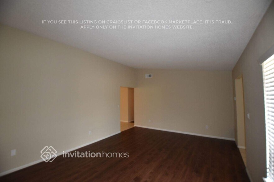 Building Photo - 12625 Softwind Dr