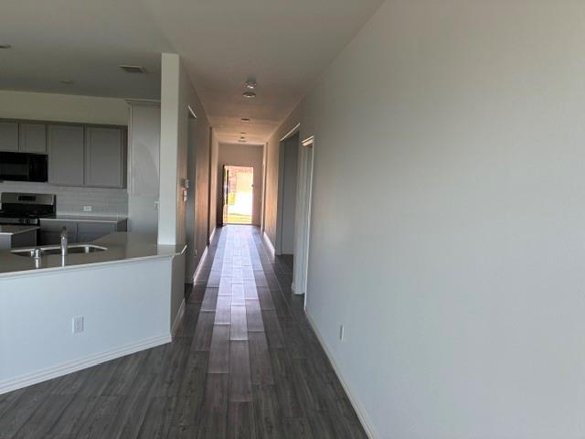 Building Photo - 2527 Real Quiet Dr