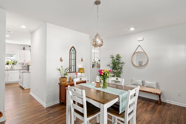 Building Photo - 172 Monroe Creek Blvd