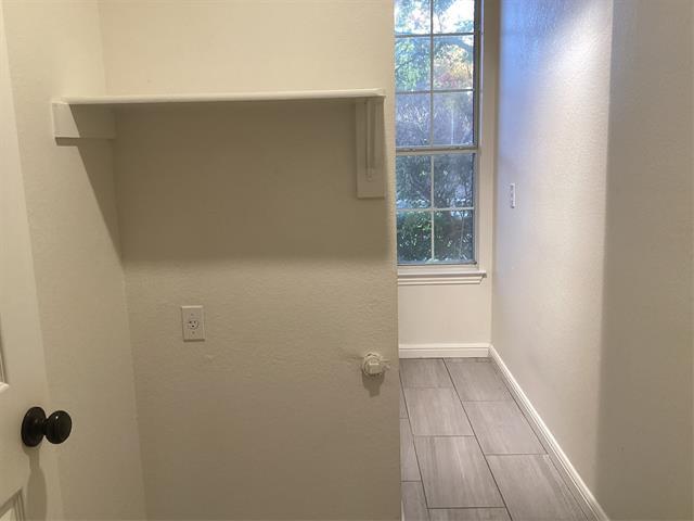 Building Photo - 8113 Union Lake Dr