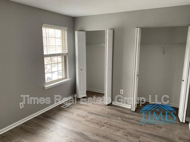 Building Photo - 690 Metro Ct