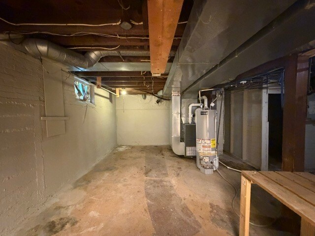 Building Photo - 1253 Diamond Ave