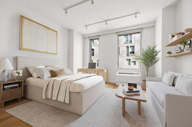 Interior Photo - 325 Kent