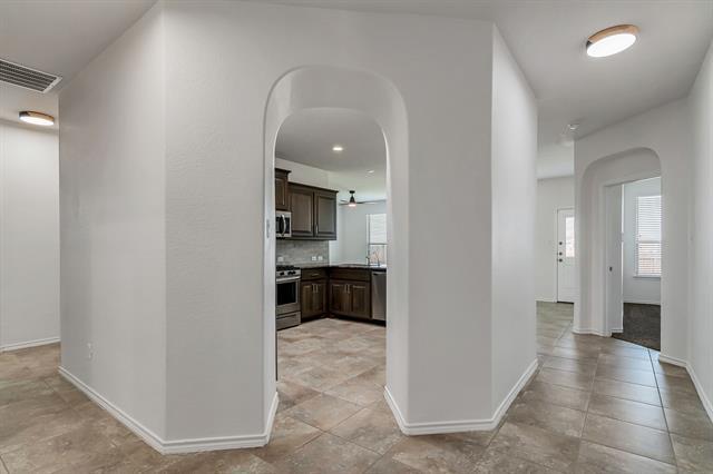 Building Photo - 10113 Saltbrush St