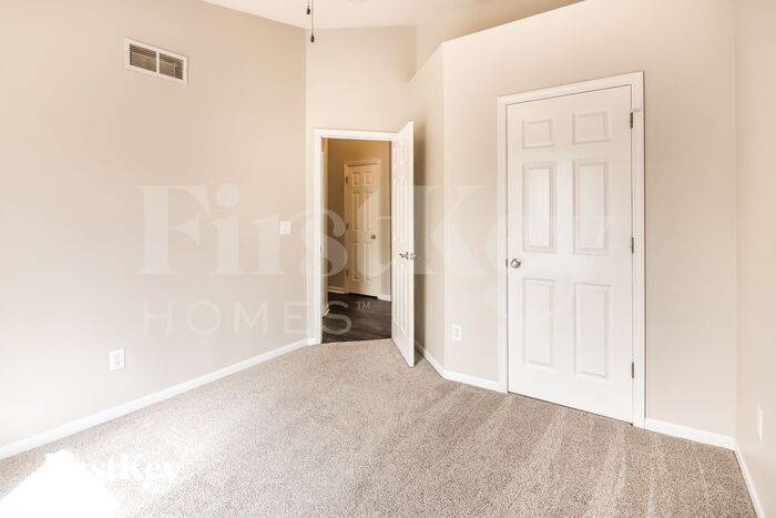 Building Photo - 15140 W 157th Terrace