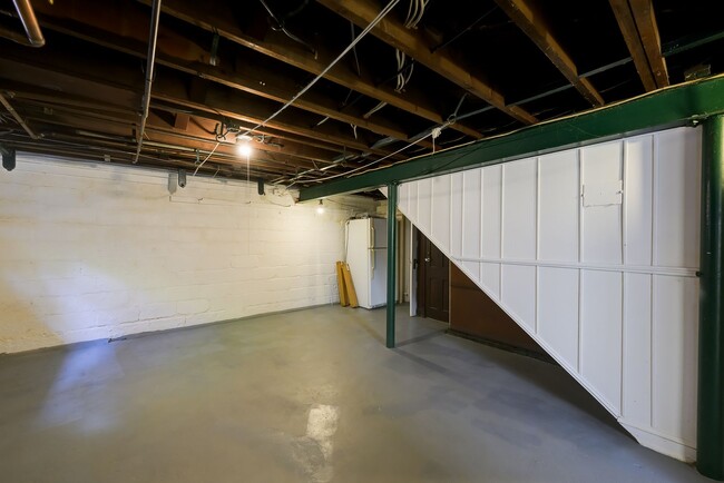 Building Photo - Charming & Spacious Colonial in N Cleveland Park w/Park-Like Rear Garden & Detached Garage