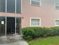 Building Photo - 5885 Dahlia Dr