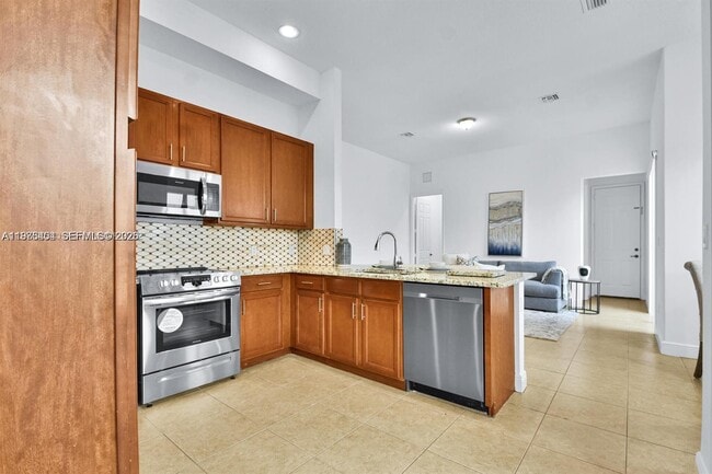 Building Photo - 8354 NW 39th Ct