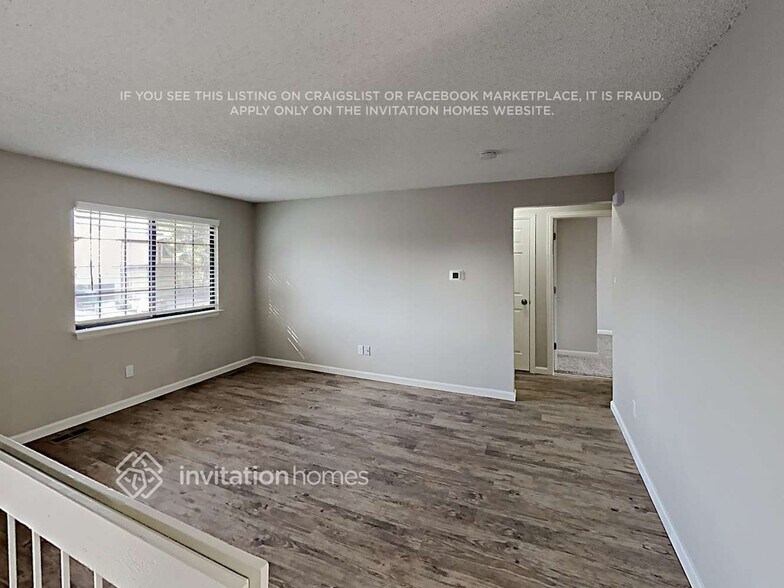 Building Photo - 12150 Bellaire St