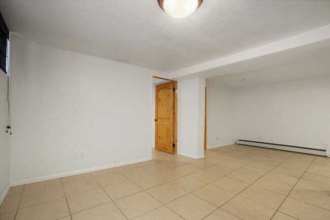 Building Photo - Denver - Charming 2 Bedroom / 1 Bath Townhome