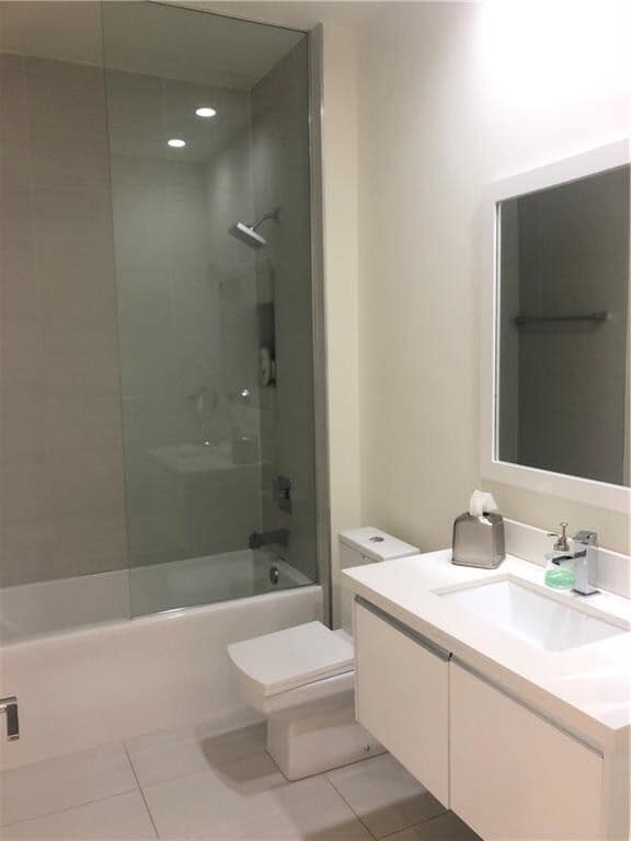 Building Photo - 6326 NW 105th Pl