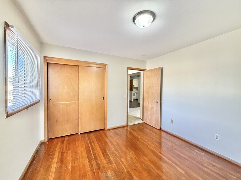 Building Photo - 2505 Calypso Rd